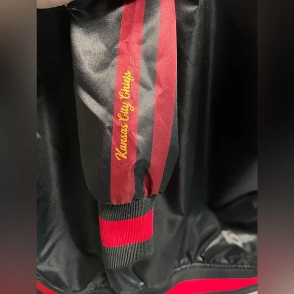 MITCHELL & NESS Women’s KC Chiefs Black & Red Starter Jacket - Size XS. - Picture 3 of 10
